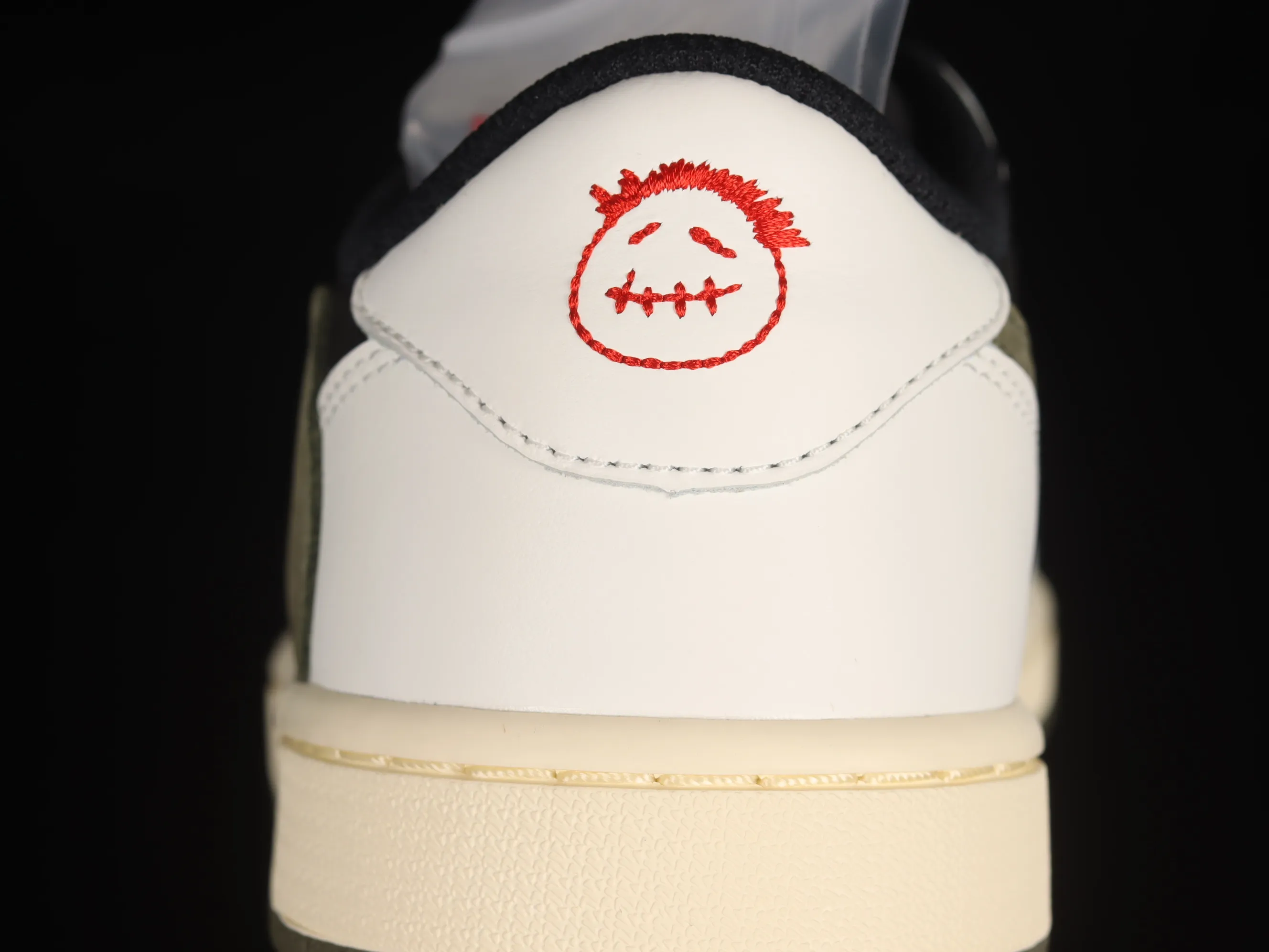All Categories Air Jordan Jordan Series Basketball Shoes Air Jordan 1 Low OG Version Travis Scott x Air Jordan 1 Low OG AJ1 Joe 1 Joint Overhead DZ4137-106